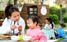 幼师梦碎：辛辛苦苦考上幼师，幼儿园却没了